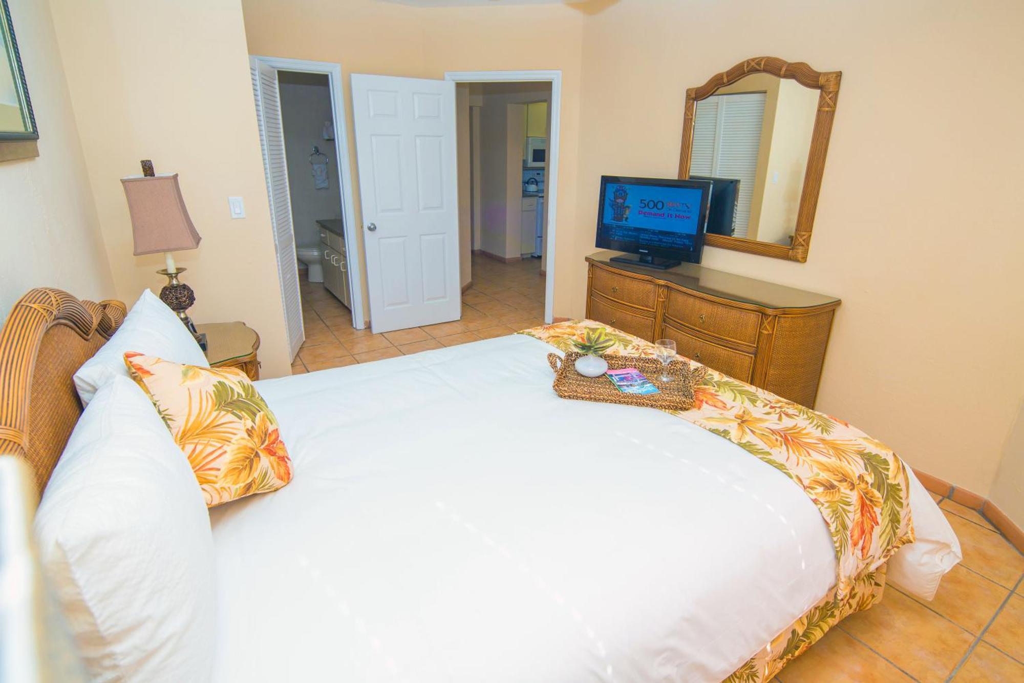 Island Seas Resort Freeport Room photo